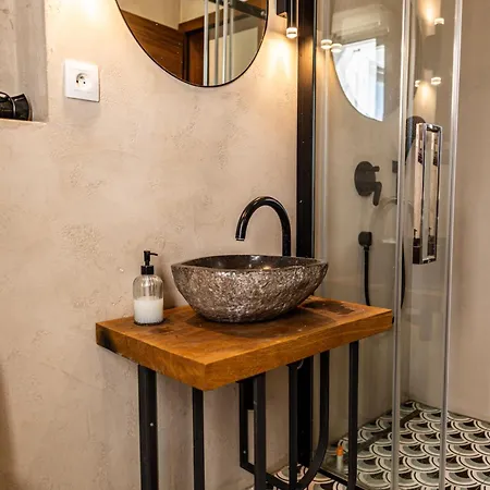 Vilabyt Se Zahradkou A Vyhledem Na Zamek Apartman